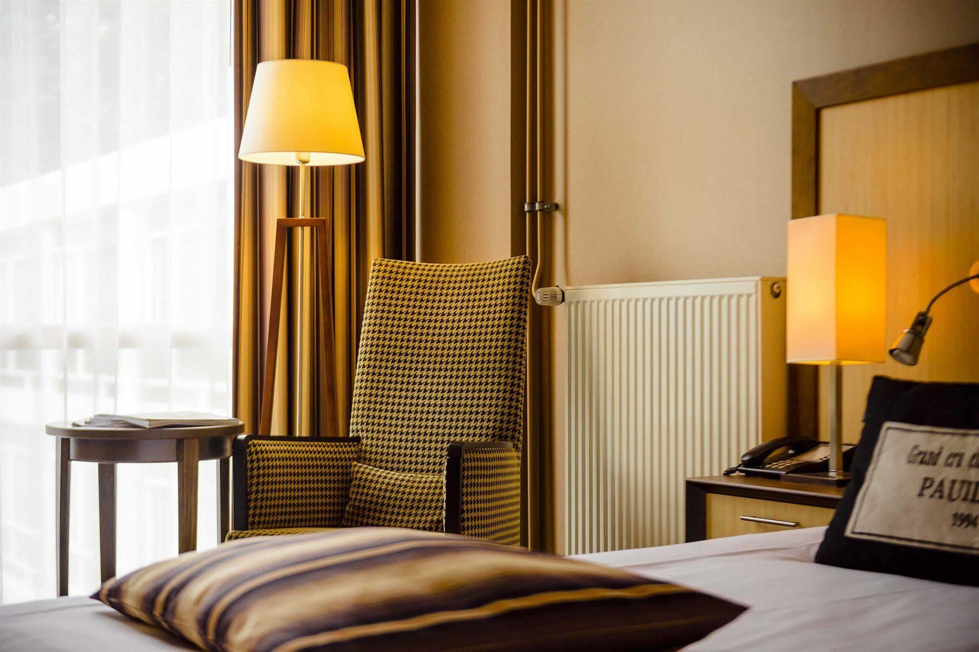 Fletcher Hotel Restaurant آميسفورت المظهر الخارجي الصورة